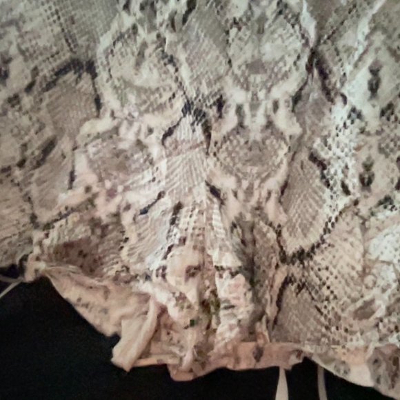 Comfy soft shorts $5 EACH - Picture 2 of 5